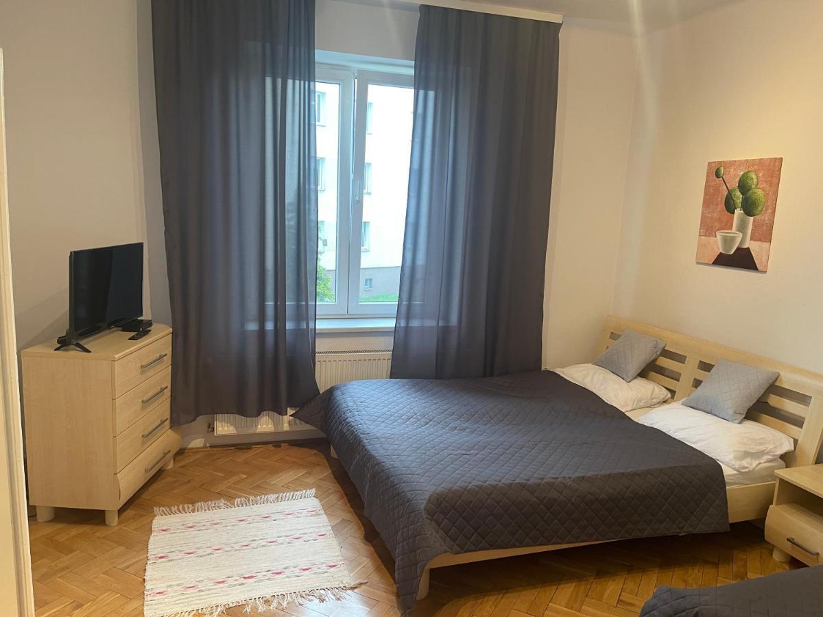 Apartamenty 650 Metrow Od Dworca Przemyśl Zewnętrze zdjęcie